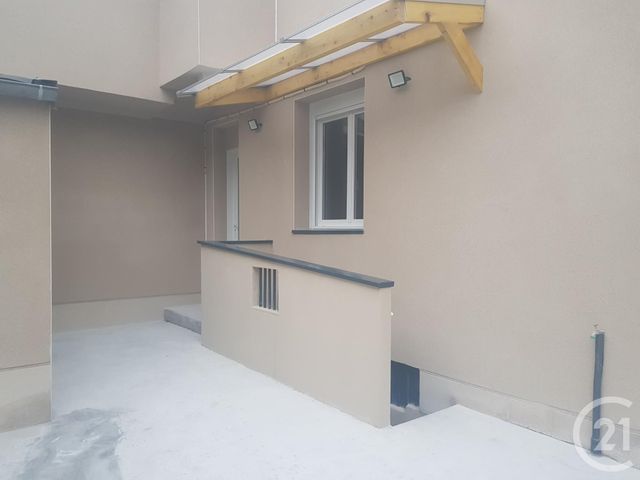 Appartement T3 à louer - 3 pièces - 63.23 m2 - ST JAMES - 50 - BASSE-NORMANDIE - Century 21 Gambetta