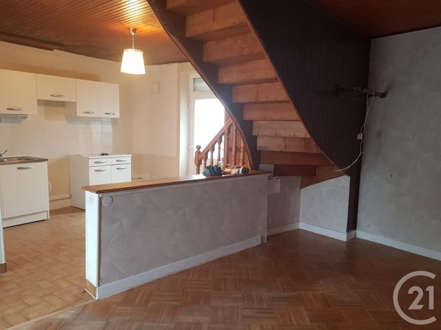 maison à louer - 3 pièces - 57.43 m2 - FOUGERES - 35 - BRETAGNE - Century 21 Gambetta