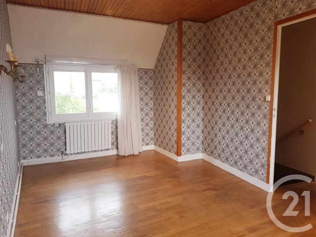 maison à louer - 3 pièces - 57.43 m2 - FOUGERES - 35 - BRETAGNE - Century 21 Gambetta