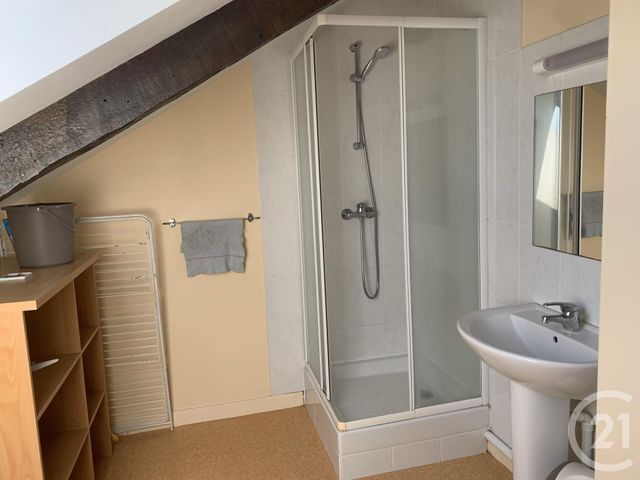 Appartement F2 à louer - 2 pièces - 29.86 m2 - FOUGERES - 35 - BRETAGNE - Century 21 Gambetta