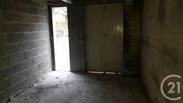 parking à louer - 15.0 m2 - FOUGERES - 35 - BRETAGNE - Century 21 Gambetta