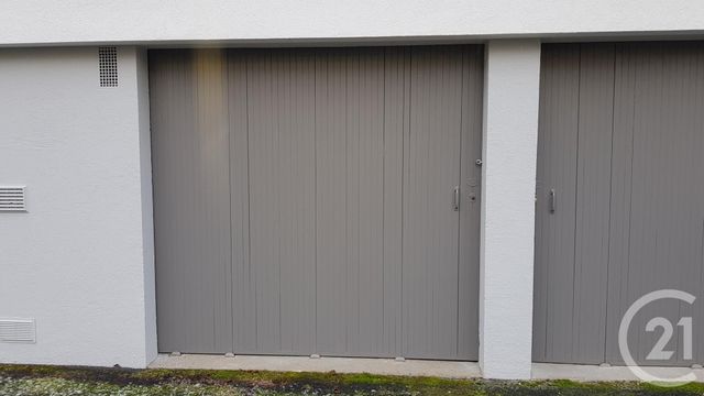 Parking à louer FOUGERES