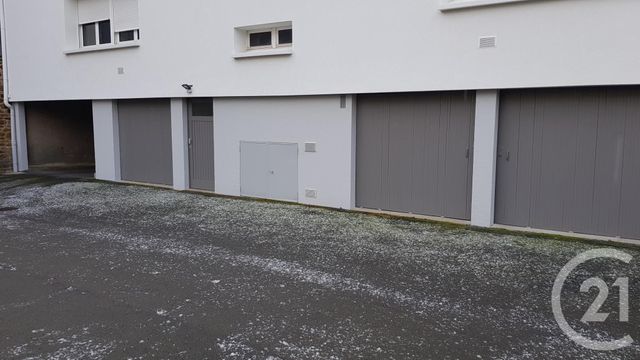parking à louer - 15.0 m2 - FOUGERES - 35 - BRETAGNE - Century 21 Gambetta