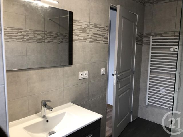 maison à louer - 4 pièces - 96.65 m2 - ST JAMES - 50 - BASSE-NORMANDIE - Century 21 Gambetta