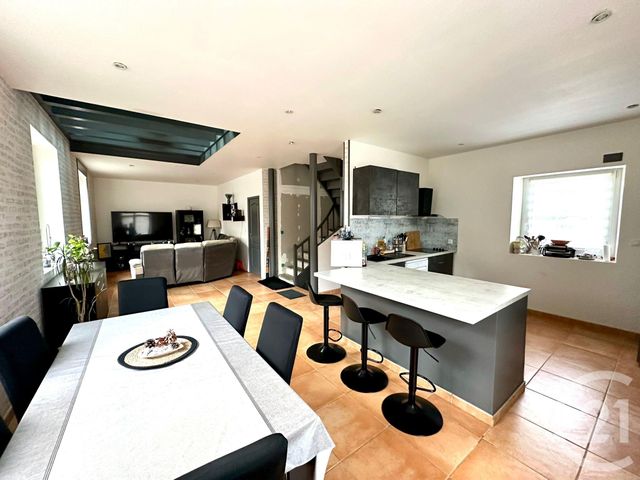 maison à vendre - 4 pièces - 92.57 m2 - FOUGERES - 35 - BRETAGNE - Century 21 Gambetta