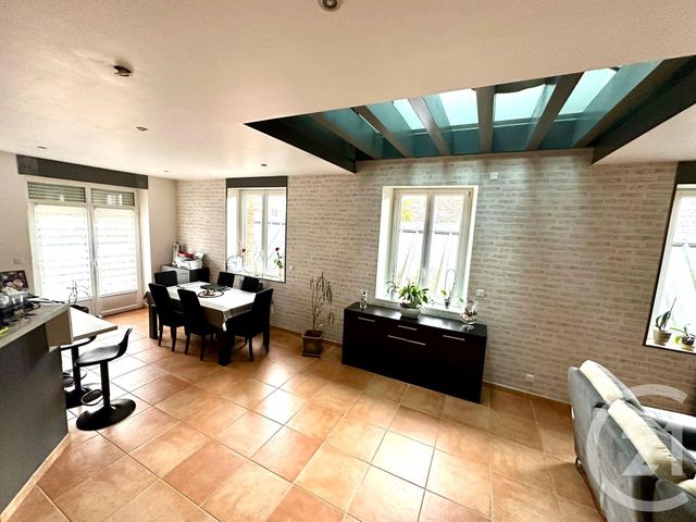 maison à vendre - 4 pièces - 92.57 m2 - FOUGERES - 35 - BRETAGNE - Century 21 Gambetta