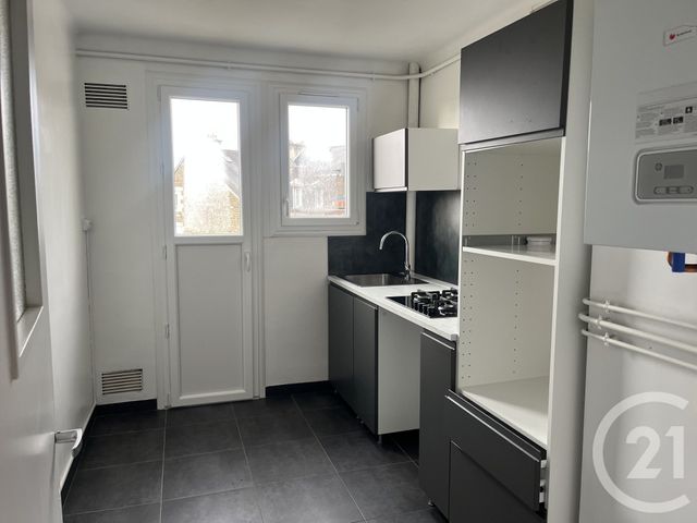 Appartement F3 à louer FOUGERES