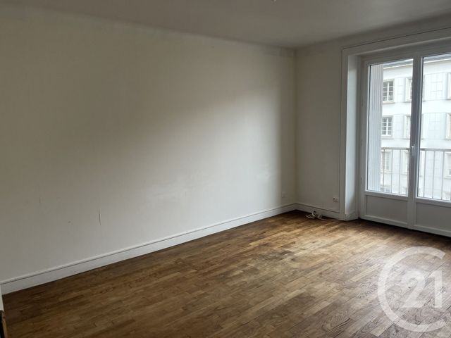 Appartement F3 à louer - 3 pièces - 58.0 m2 - FOUGERES - 35 - BRETAGNE - Century 21 Gambetta