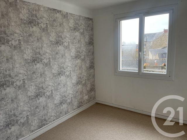 Appartement F3 à louer - 3 pièces - 58.0 m2 - FOUGERES - 35 - BRETAGNE - Century 21 Gambetta