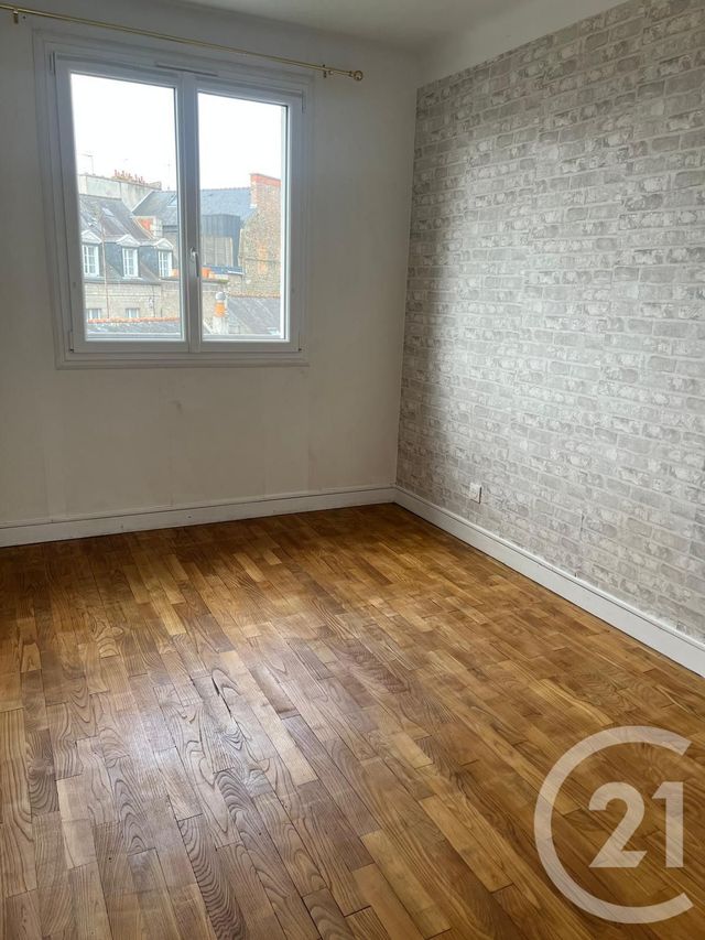 Appartement F3 à louer - 3 pièces - 58.0 m2 - FOUGERES - 35 - BRETAGNE - Century 21 Gambetta