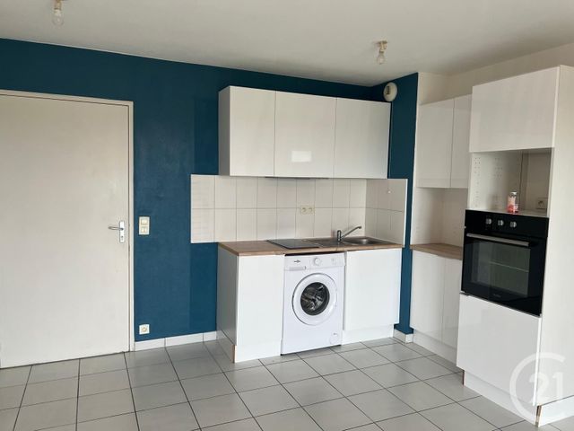 Appartement T2 à louer - 2 pièces - 39.05 m2 - FOUGERES - 35 - BRETAGNE - Century 21 Gambetta