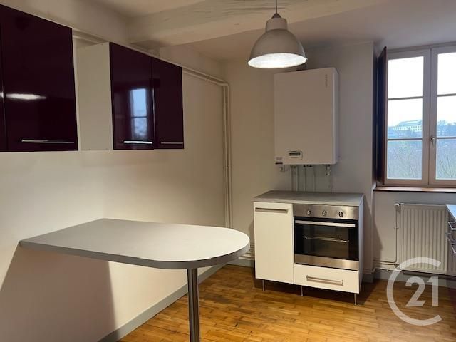 Appartement à louer - 3 pièces - 63.84 m2 - FOUGERES - 35 - BRETAGNE - Century 21 Gambetta