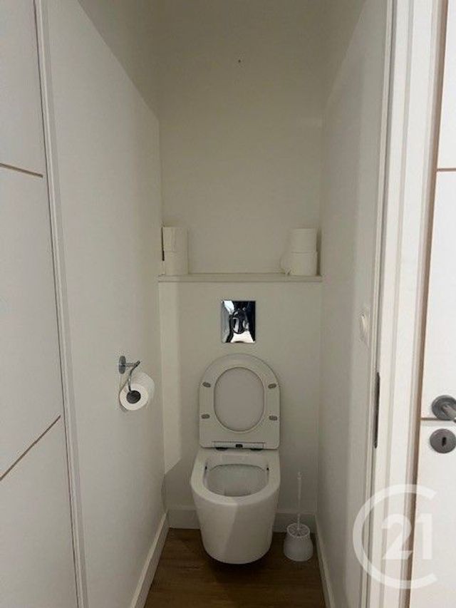 Appartement à louer - 2 pièces - 35.75 m2 - FOUGERES - 35 - BRETAGNE - Century 21 Gambetta