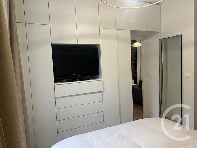 Appartement à louer - 2 pièces - 35.75 m2 - FOUGERES - 35 - BRETAGNE - Century 21 Gambetta