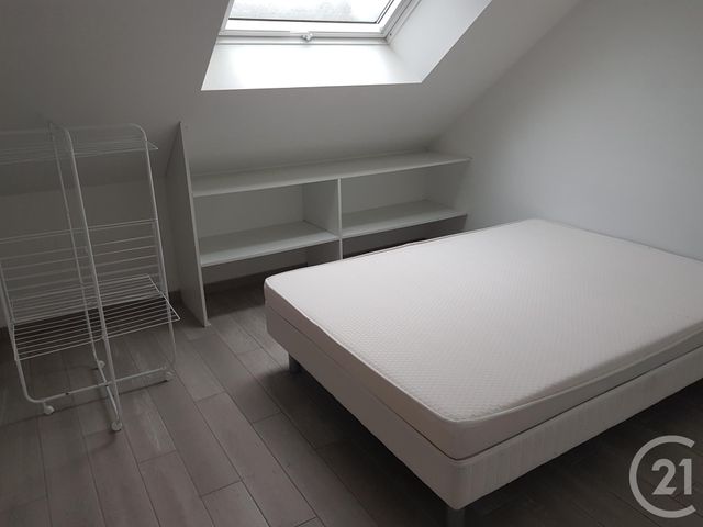 Appartement T2 à louer - 2 pièces - 23.31 m2 - FOUGERES - 35 - BRETAGNE - Century 21 Gambetta