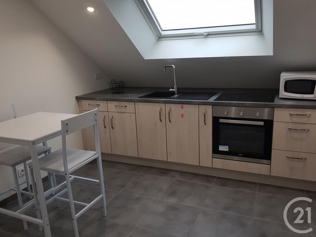 Appartement T2 à louer - 2 pièces - 23.31 m2 - FOUGERES - 35 - BRETAGNE - Century 21 Gambetta