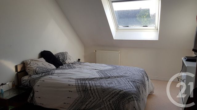 maison à louer - 5 pièces - 90.0 m2 - FOUGERES - 35 - BRETAGNE - Century 21 Gambetta