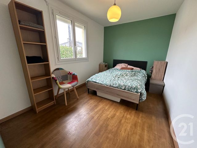 maison à vendre - 5 pièces - 75.0 m2 - FOUGERES - 35 - BRETAGNE - Century 21 Gambetta