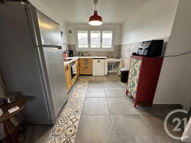 maison à vendre - 5 pièces - 75.0 m2 - FOUGERES - 35 - BRETAGNE - Century 21 Gambetta