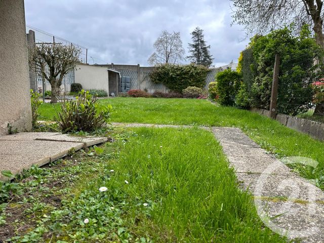 maison à vendre - 5 pièces - 94.86 m2 - FOUGERES - 35 - BRETAGNE - Century 21 Gambetta