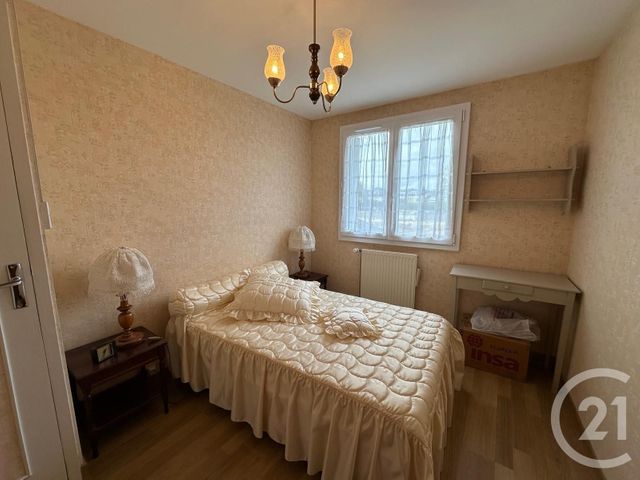 maison à vendre - 5 pièces - 94.86 m2 - FOUGERES - 35 - BRETAGNE - Century 21 Gambetta