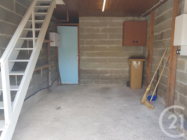 maison à louer - 2 pièces - 62.03 m2 - ST GERMAIN EN COGLES - 35 - BRETAGNE - Century 21 Gambetta