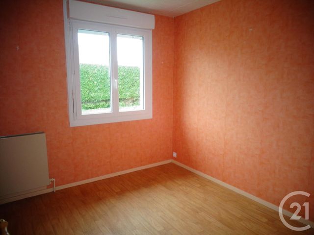 maison à louer - 4 pièces - 80.0 m2 - ST GERMAIN EN COGLES - 35 - BRETAGNE - Century 21 Gambetta