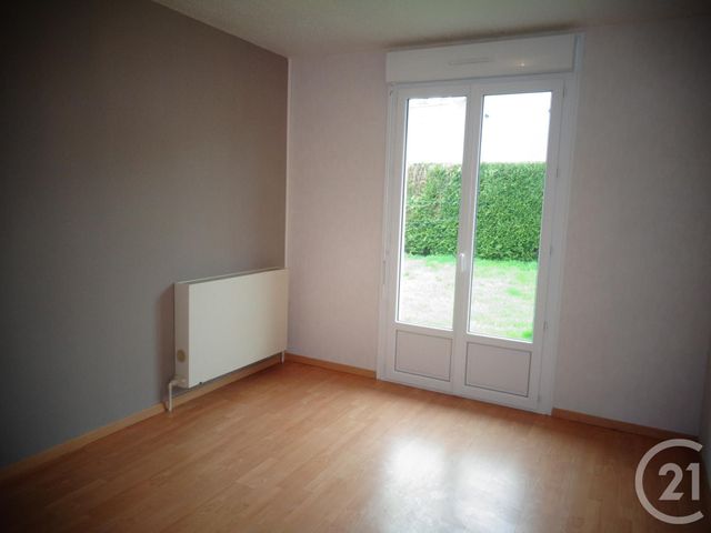 maison à louer - 4 pièces - 80.0 m2 - ST GERMAIN EN COGLES - 35 - BRETAGNE - Century 21 Gambetta