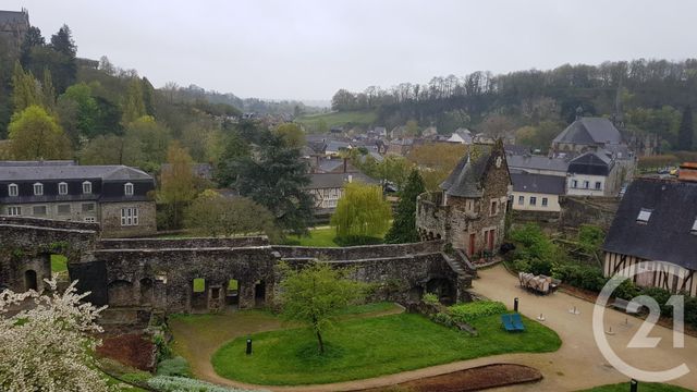 Appartement F3 à louer - 4 pièces - 54.33 m2 - FOUGERES - 35 - BRETAGNE - Century 21 Gambetta