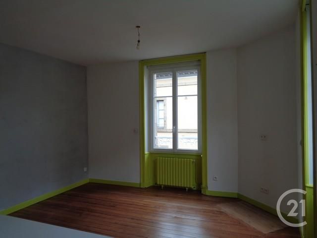 Appartement F2 à louer - 2 pièces - 41.02 m2 - FOUGERES - 35 - BRETAGNE - Century 21 Gambetta