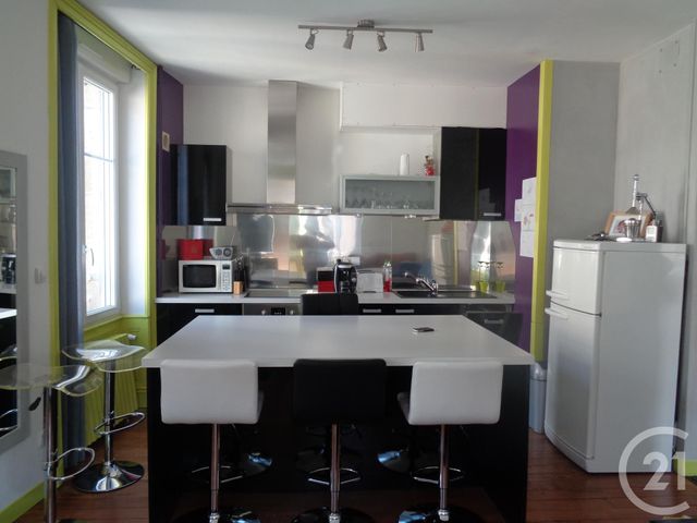 Appartement F2 à louer FOUGERES