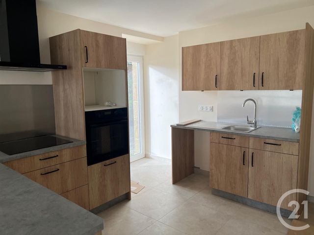 maison à louer - 4 pièces - 118.8 m2 - LE CHATELLIER - 35 - BRETAGNE - Century 21 Gambetta