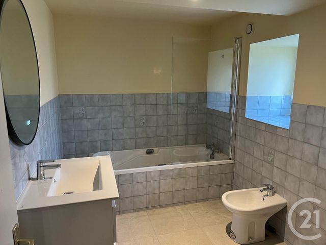 maison à louer - 4 pièces - 89.62 m2 - LE CHATELLIER - 35 - BRETAGNE - Century 21 Gambetta