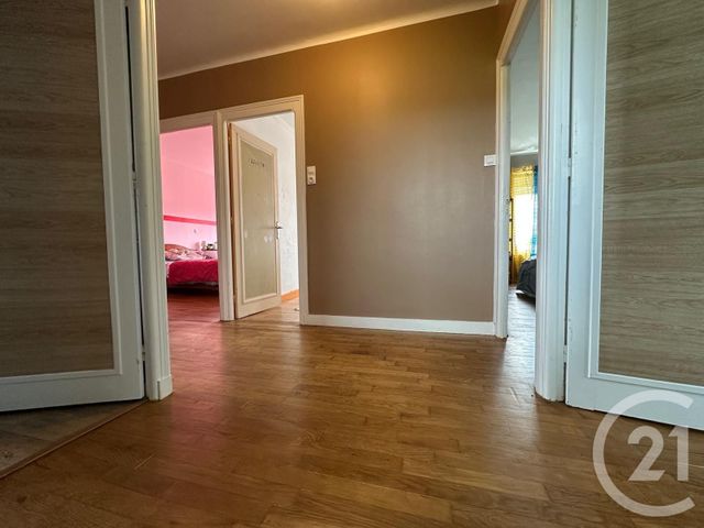 maison à vendre - 7 pièces - 135.66 m2 - DOMPIERRE DU CHEMIN - 35 - BRETAGNE - Century 21 Gambetta