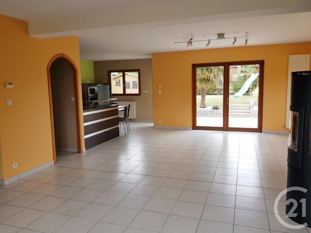 maison à louer - 4 pièces - 137.5 m2 - MAEN ROCH - 35 - BRETAGNE - Century 21 Gambetta