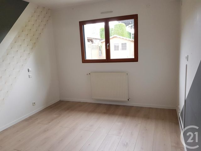 maison à louer - 4 pièces - 137.5 m2 - MAEN ROCH - 35 - BRETAGNE - Century 21 Gambetta