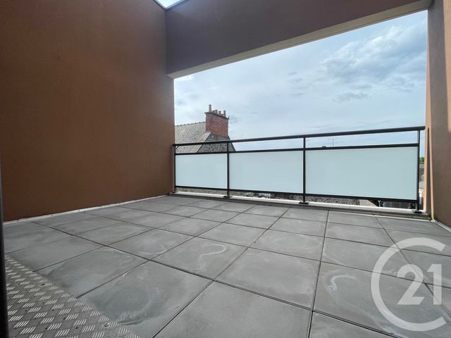 Appartement T4 à vendre - 4 pièces - 84.0 m2 - FOUGERES - 35 - BRETAGNE - Century 21 Gambetta