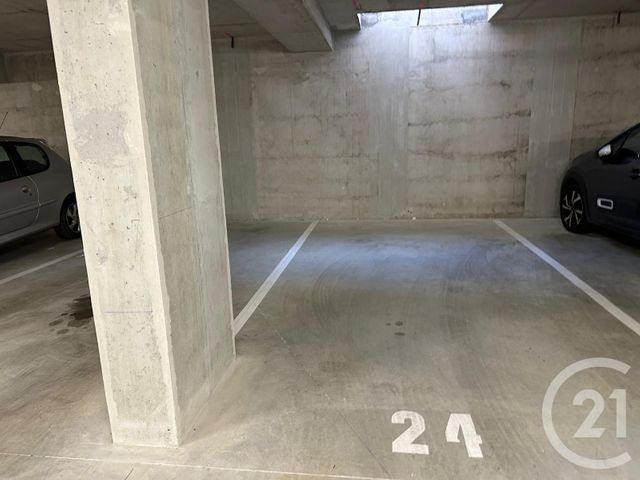 Appartement T4 à vendre - 4 pièces - 84.0 m2 - FOUGERES - 35 - BRETAGNE - Century 21 Gambetta