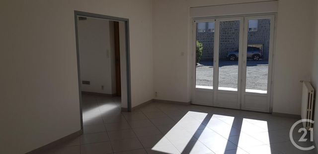 maison à louer - 5 pièces - 90.0 m2 - ST GERMAIN EN COGLES - 35 - BRETAGNE - Century 21 Gambetta