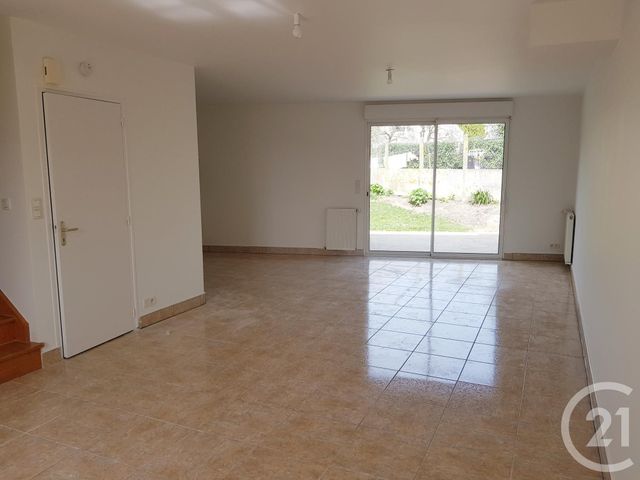 maison à louer - 4 pièces - 90.0 m2 - FOUGERES - 35 - BRETAGNE - Century 21 Gambetta