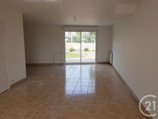 maison à louer - 4 pièces - 90.0 m2 - FOUGERES - 35 - BRETAGNE - Century 21 Gambetta