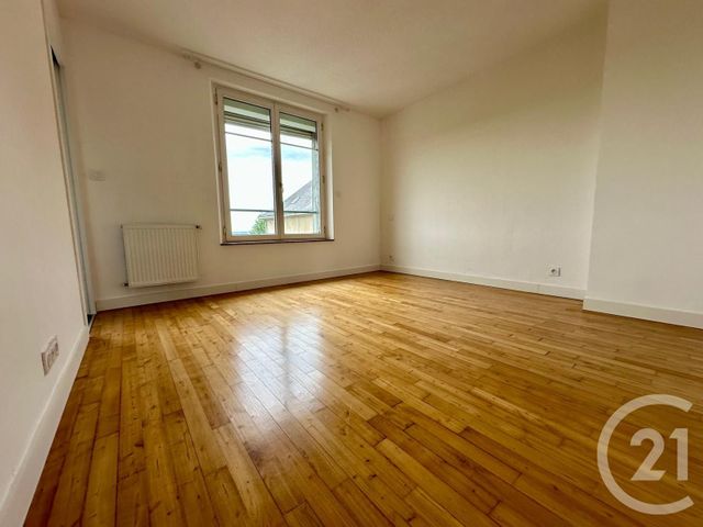 Appartement F3 à vendre - 3 pièces - 94.64 m2 - FOUGERES - 35 - BRETAGNE - Century 21 Gambetta