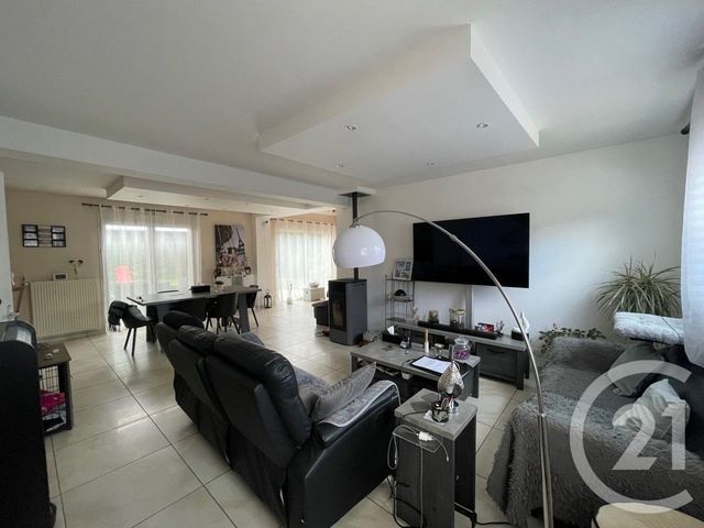 maison à vendre - 7 pièces - 139.0 m2 - LECOUSSE - 35 - BRETAGNE - Century 21 Gambetta