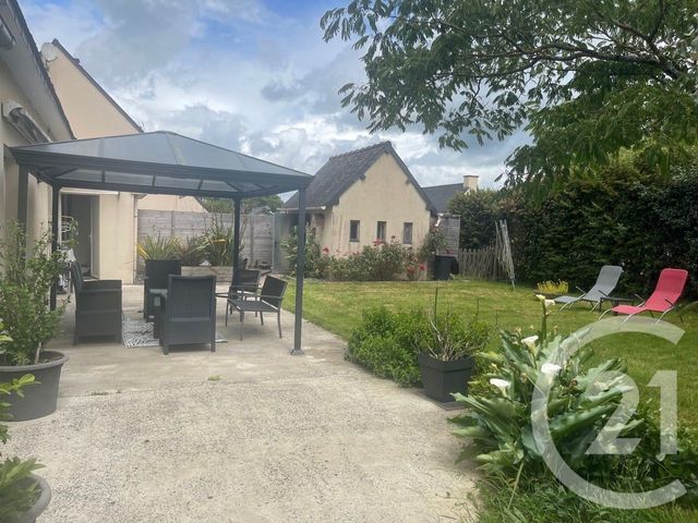 maison à vendre - 7 pièces - 139.0 m2 - LECOUSSE - 35 - BRETAGNE - Century 21 Gambetta