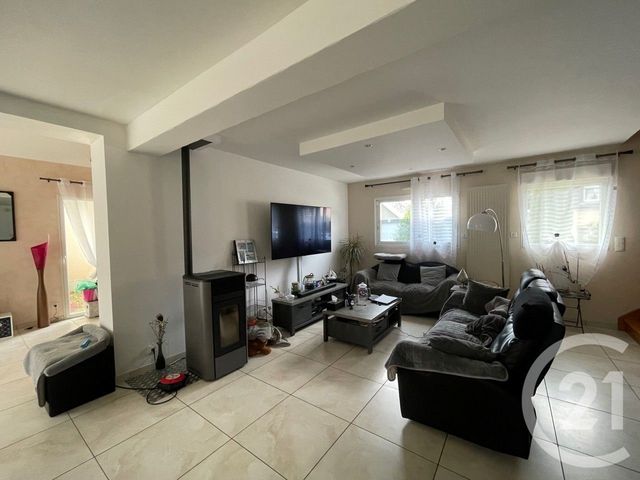 maison à vendre - 7 pièces - 139.0 m2 - LECOUSSE - 35 - BRETAGNE - Century 21 Gambetta