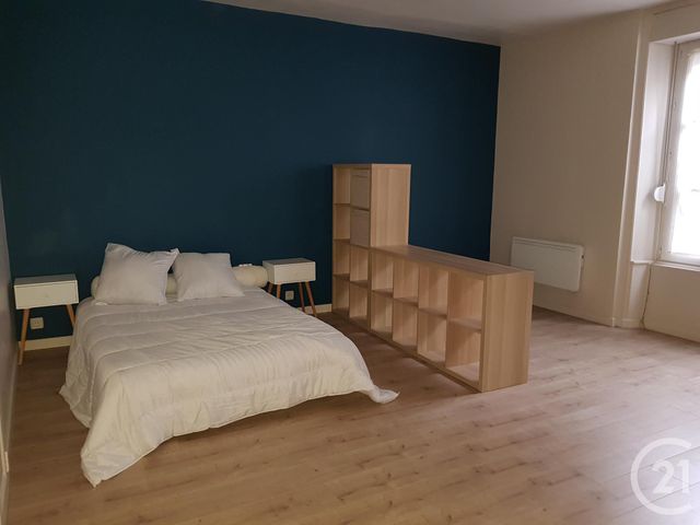 Appartement T1 à louer - 1 pièce - 31.4 m2 - FOUGERES - 35 - BRETAGNE - Century 21 Gambetta