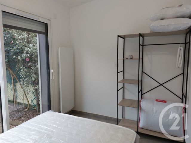 Appartement F1 à louer - 1 pièce - 32.08 m2 - FOUGERES - 35 - BRETAGNE - Century 21 Gambetta