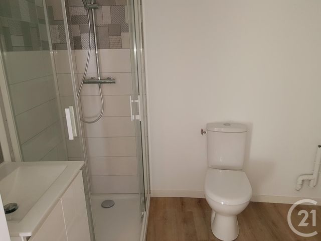 Appartement Studio à louer - 1 pièce - 21.49 m2 - FOUGERES - 35 - BRETAGNE - Century 21 Gambetta