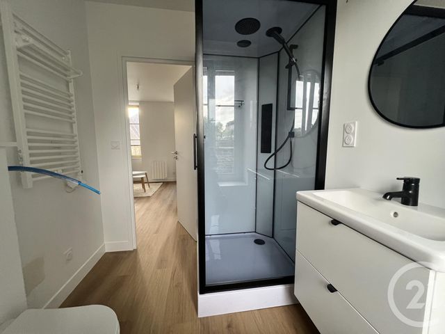 Appartement à louer - 2 pièces - 29.72 m2 - FOUGERES - 35 - BRETAGNE - Century 21 Gambetta