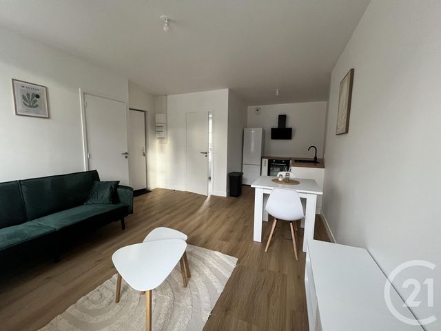 Appartement à louer - 2 pièces - 29.72 m2 - FOUGERES - 35 - BRETAGNE - Century 21 Gambetta
